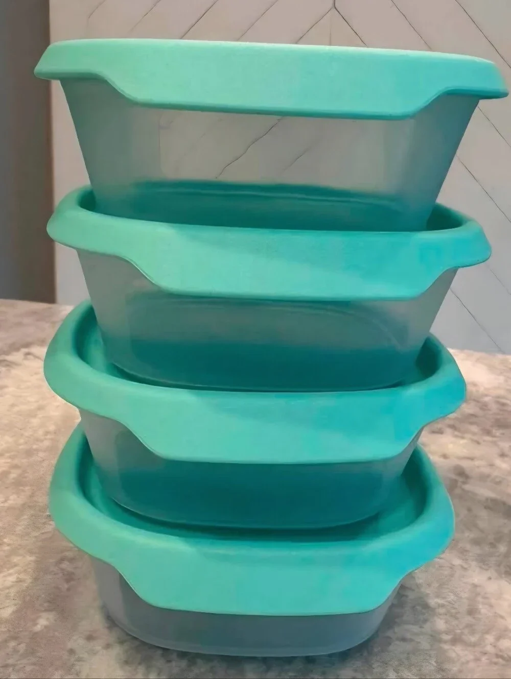Tupperware one touch